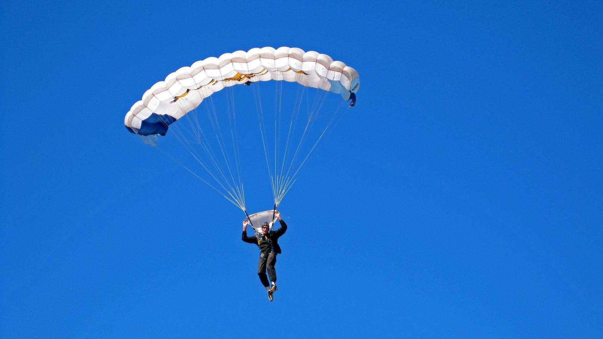 爱游戏中国|惊天逆转！这球有多震撼，看看旁观者的表情就知道了