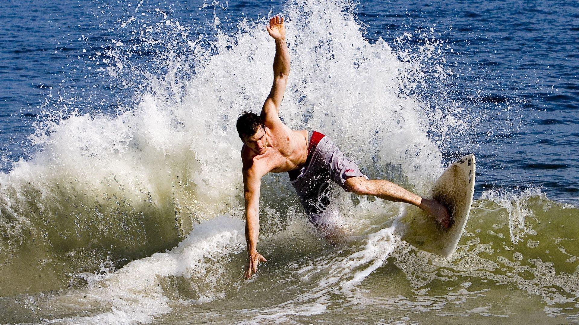 终场哨响之后，胜利者的孤独与败者的未竟之路